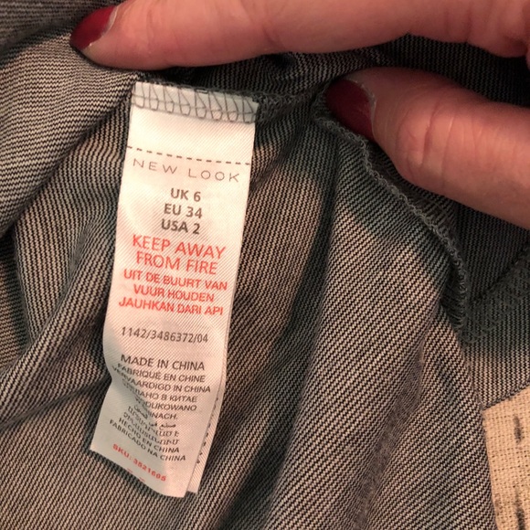 Gray Shift Dress with Rounded Hem - Picture 4 of 6